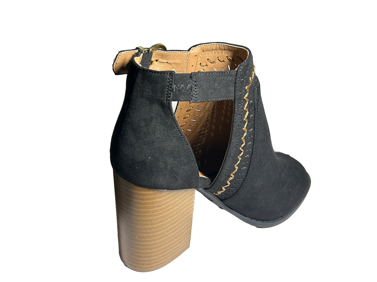 Qupid Brammer-29 Studded Chunky Bootie