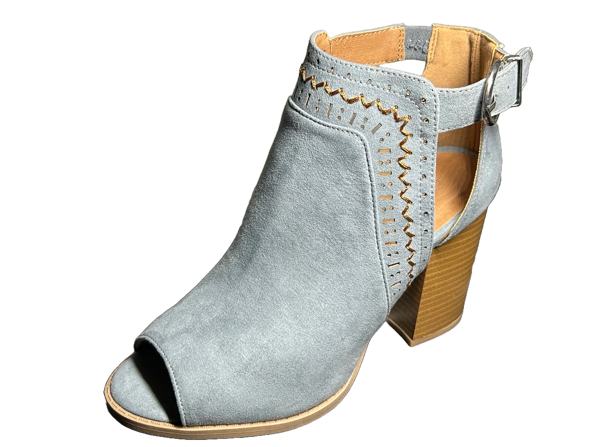 Qupid Brammer-29 Studded Chunky Bootie
