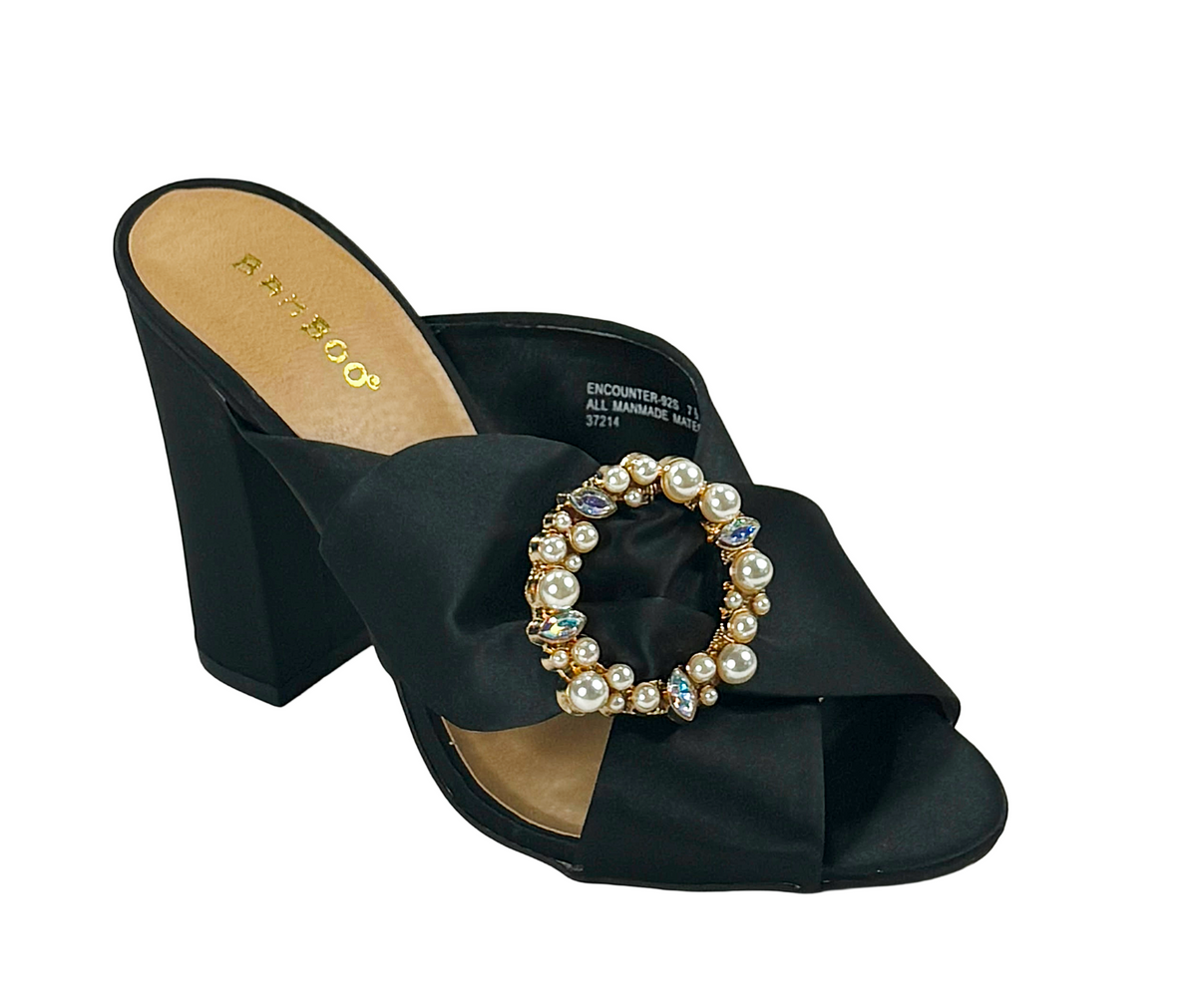 Bamboo Encounter-92S Women’s Pearl Buckle Block Heel Slide Sandals