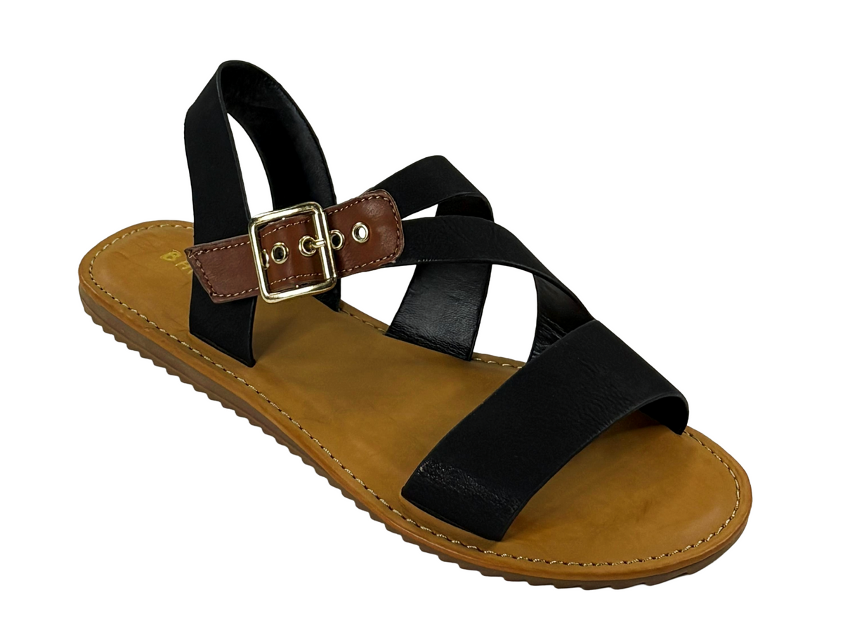 Bamboo Hearten-66S Women Gladiator Flat Sandals with Buckle Strap