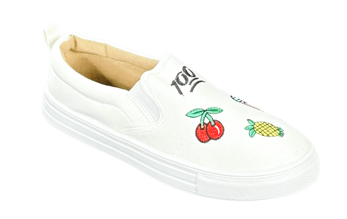 Qupid Reba-155B Slip-On Sneakers Embroidered Casual Shoes